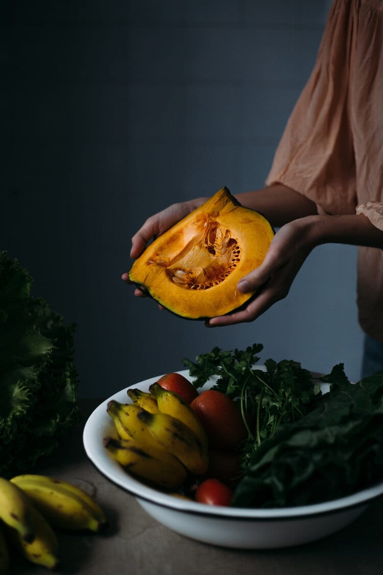 Natural foods, Staple food, Tableware, Plant, Dishware, Orange, Ingredient, Fruit, Recipe
