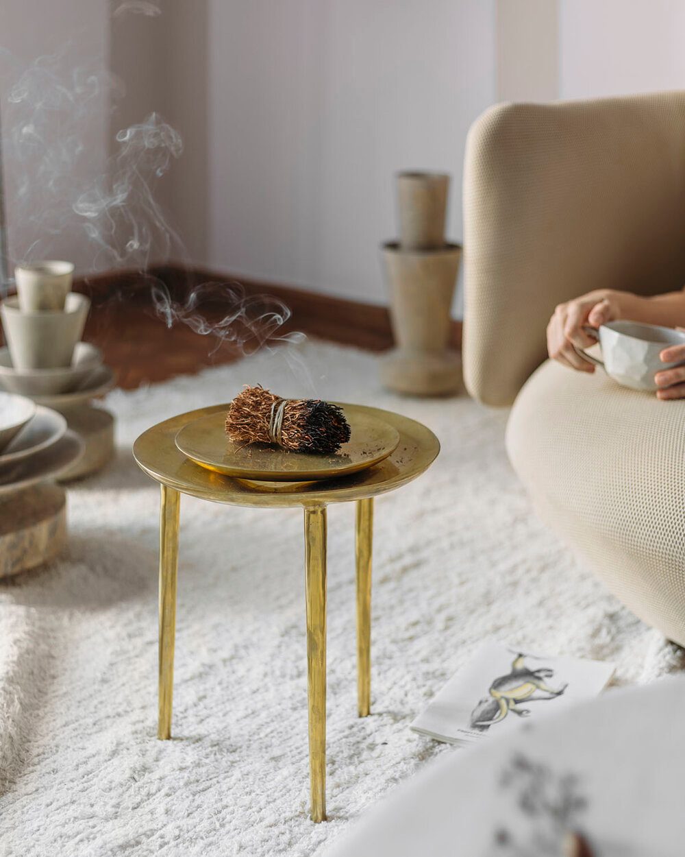 Interior design, Property, Furniture, Table, Wood, Dishware, Flooring, Floor, Wall, Serveware