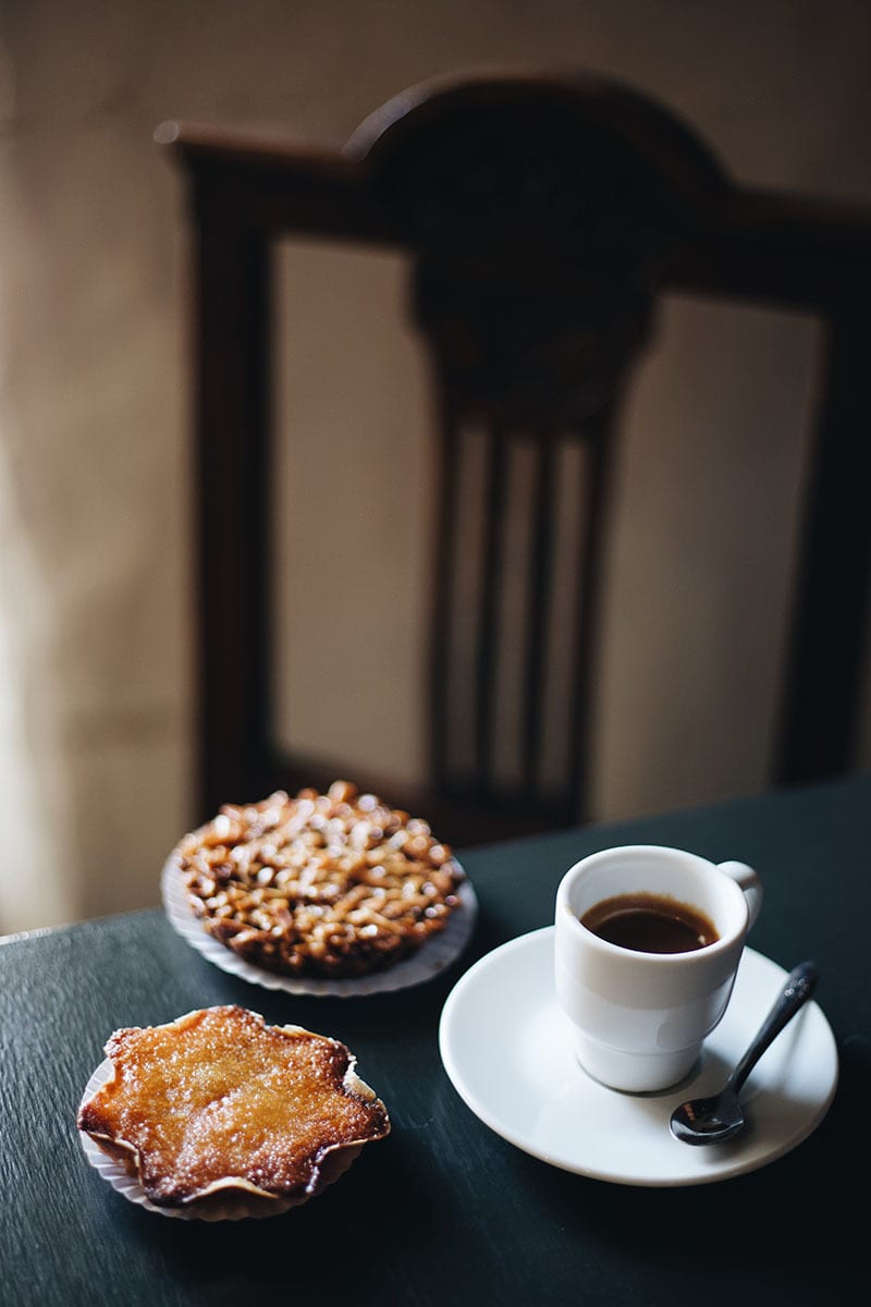 Coffee cup, Food, Tableware, Table, Dishware, Drinkware, Ingredient, Plate, Tea