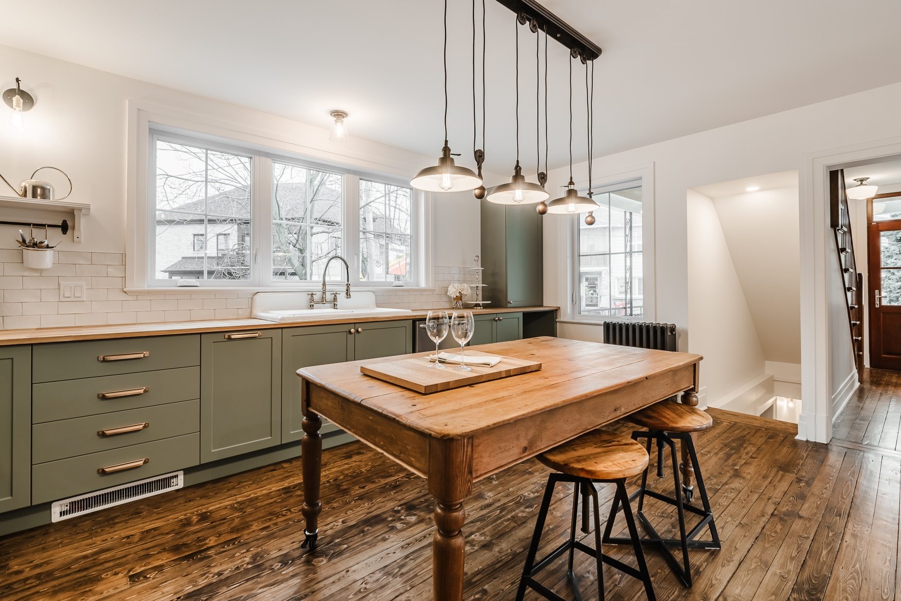 Interior design, Cabinetry, Countertop, Furniture, Table, Property, Sink, Wood, Kitchen, Drawer