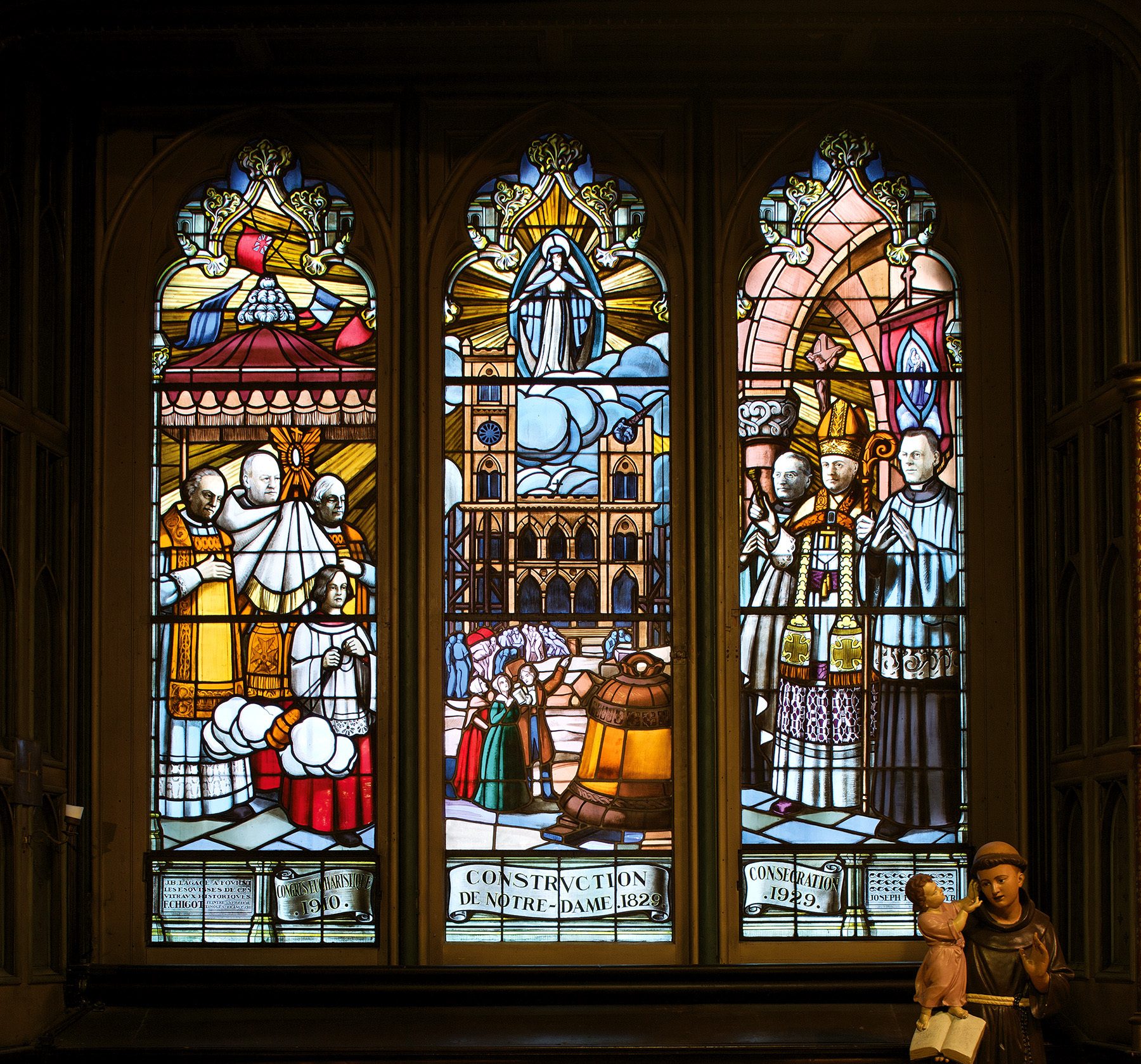 Interior design, Fixture