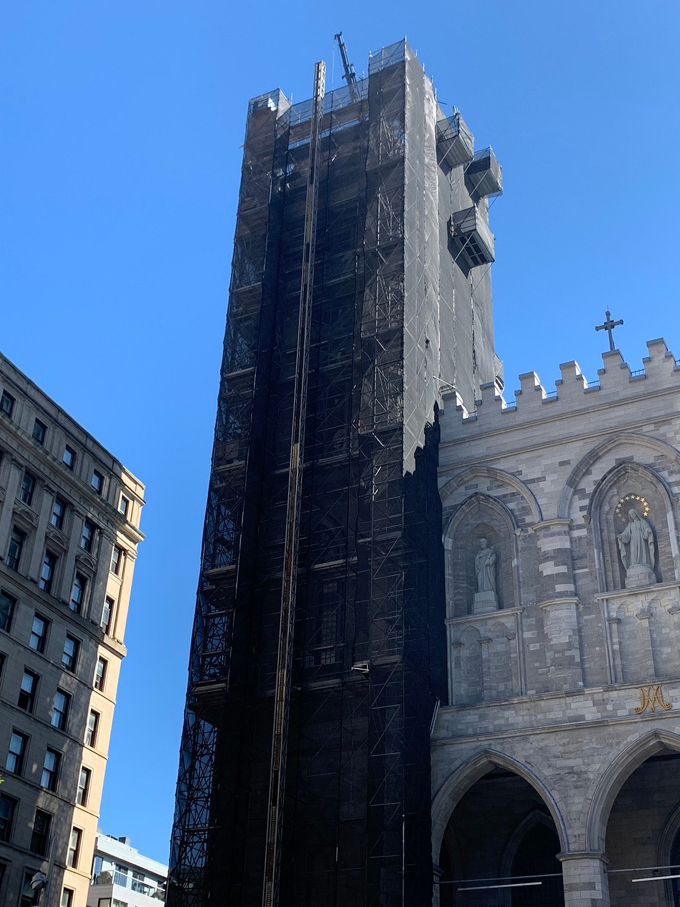 Sky, Building, Window, Skyscraper
