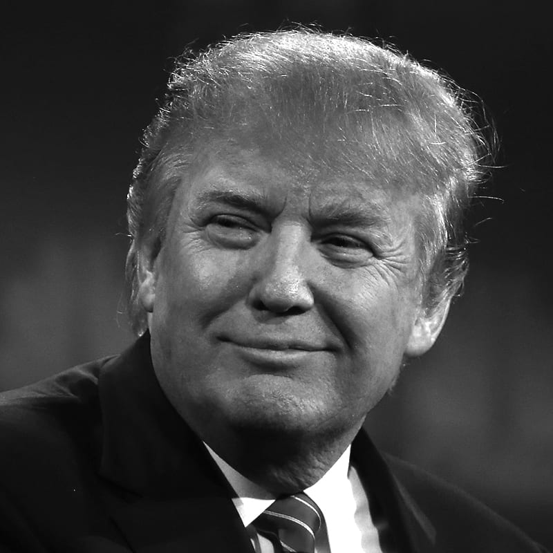 Facial expression, Flash photography, Forehead, Smile, Chin, Eyebrow, Tie, Collar