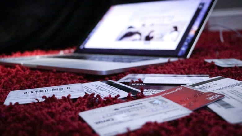Personal computer, Material property, Laptop, Netbook, Font, Red