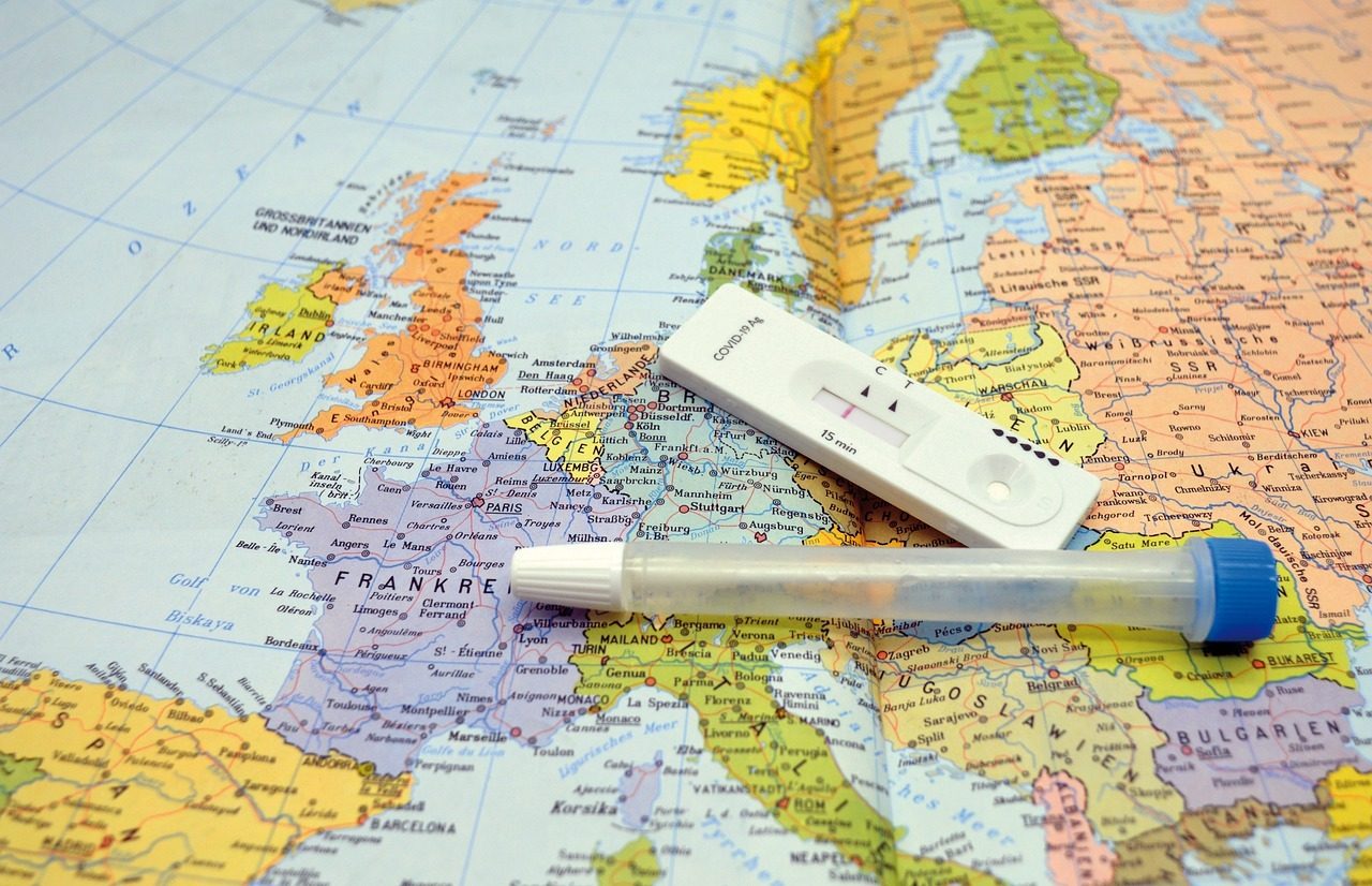 Writing implement, World, Map, Font, Liquid, Line