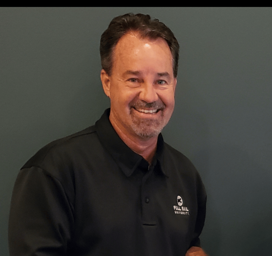 Polo shirt, Cheek, Smile, Jaw, Sleeve, Gesture, Collar