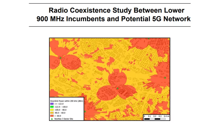 Heatmap showing downlink power for 900 MHz incumbents and potential 5G network coexistence.