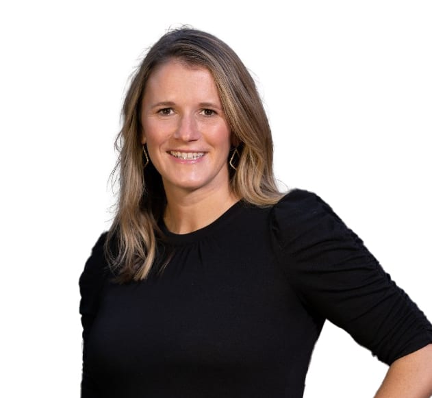 Hair, Smile, Outerwear, Arm, Sleeve, Gesture, Collar, Elbow