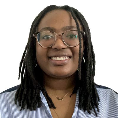 Vision care, Forehead, Glasses, Smile, Cheek, Lip, Chin, Eyebrow, Eyewear, Jaw