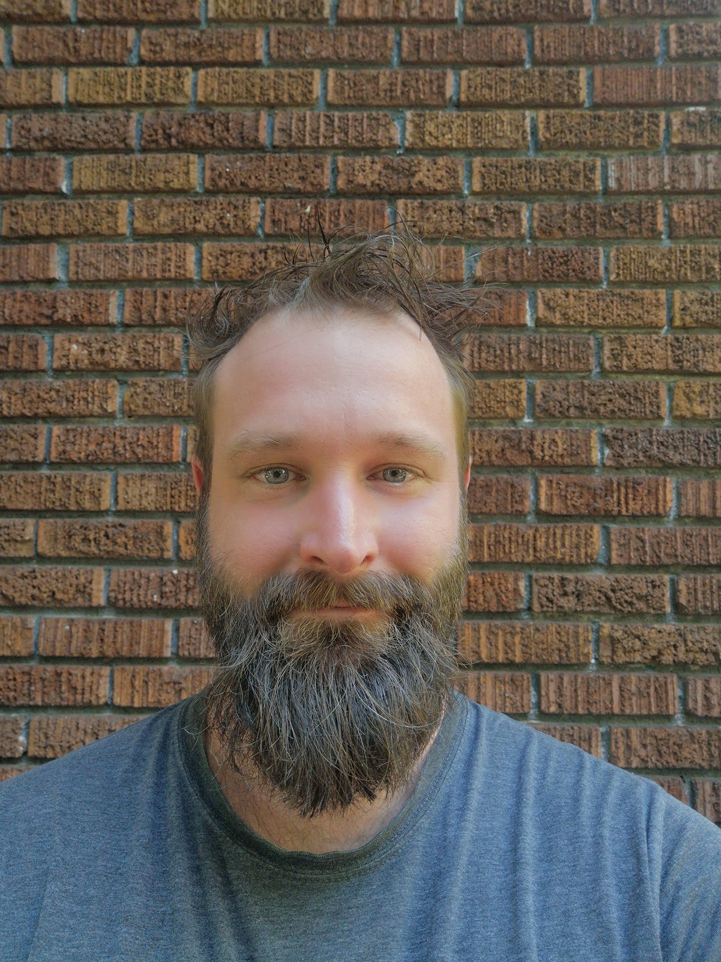 Facial hair, Forehead, Chin, Eyebrow, Beard