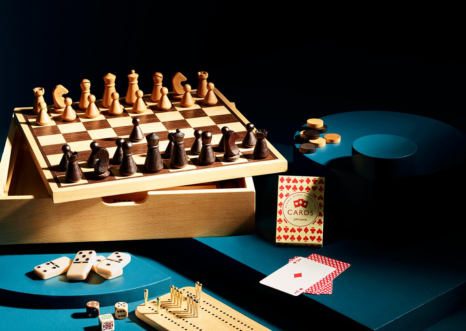 Indoor games and sports, Chessboard, Chess, Font, Table