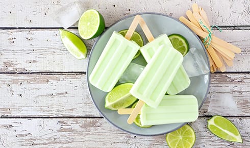 Natural foods, Sweet lemon, Food, Tableware, Dishware, Ingredient, Plant, Fruit, Recipe, Plate
