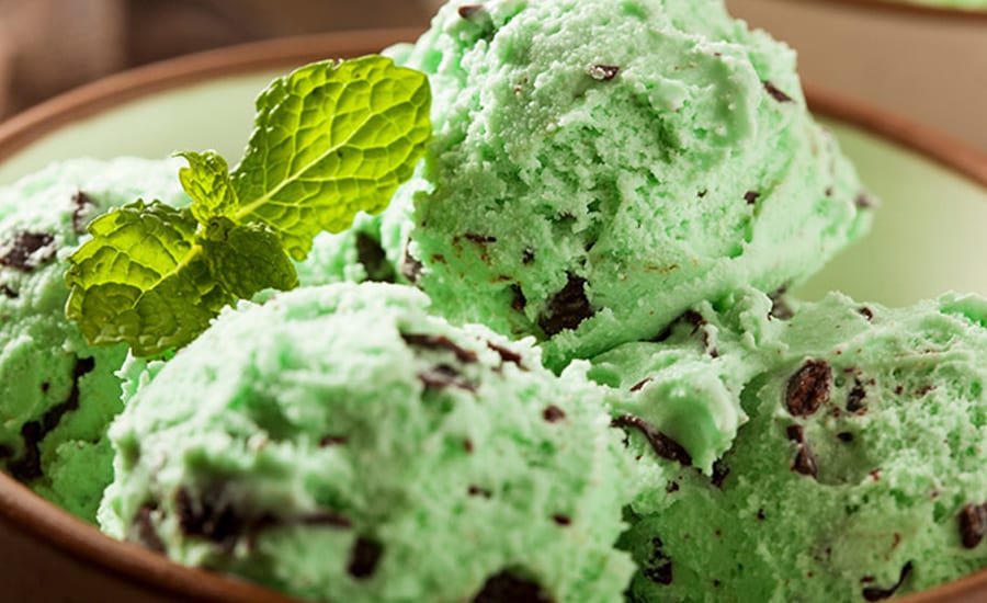 Leaf vegetable, Ice cream, Food, Green, Ingredient, Cuisine, Gelato, Dish, Dondurma