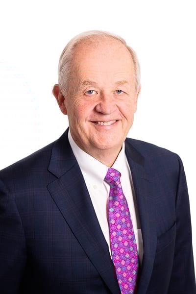 Dress shirt, Smile, Chin, Tie, Sleeve, Gesture, Collar, Suit
