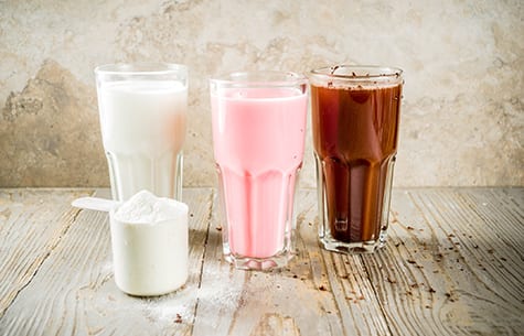 Alcoholic beverage, Soft drink, Tableware, Food, Drinkware, Juice, Ingredient, Liquid