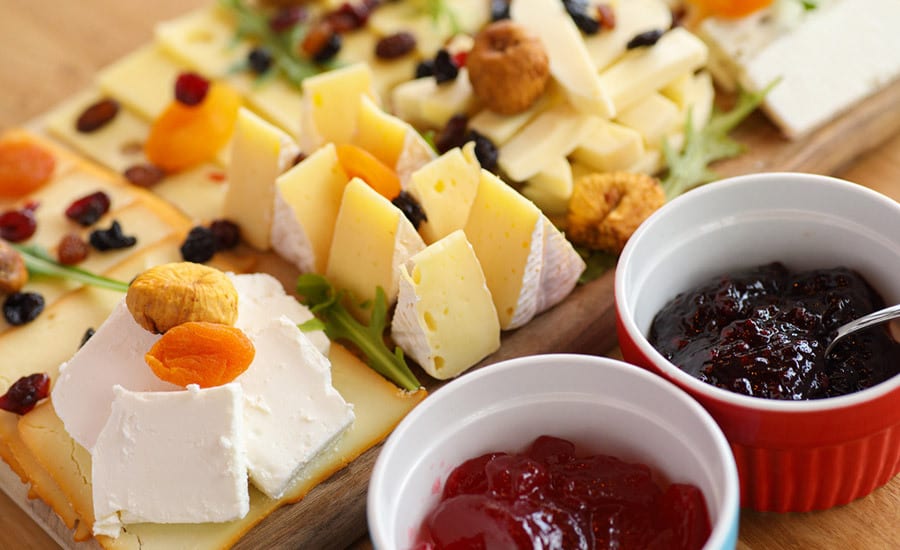 Dairy product, Finger food, Processed cheese, Ingredient, Fruit, Dessert, Produce, Recipe