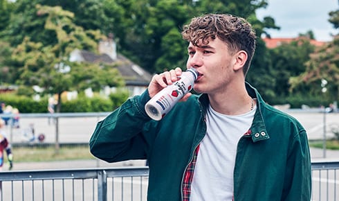 Street fashion, Plant, Tree, Musician, Drink