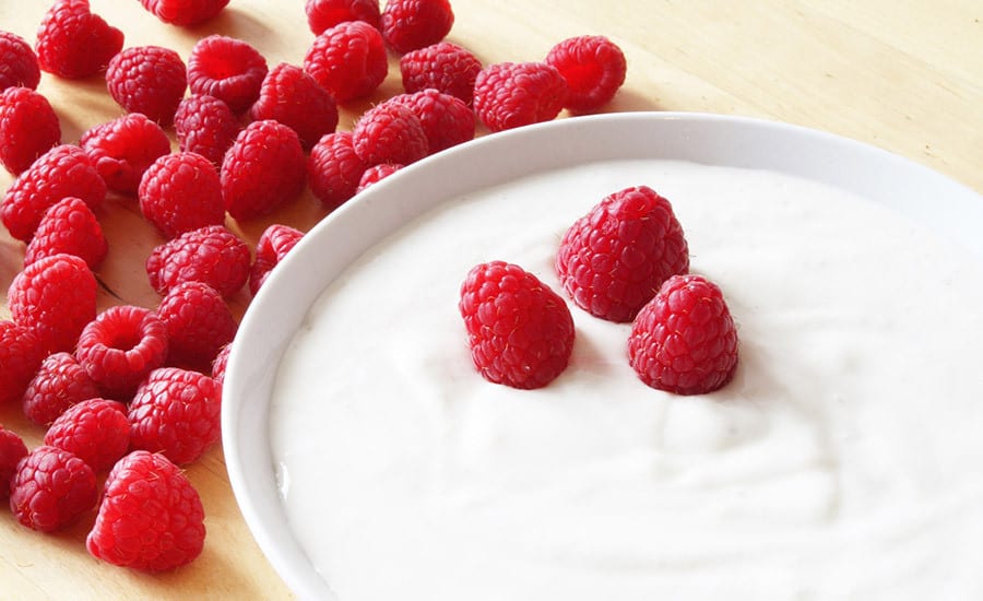 Natural foods, Wine raspberry, Food, Fruit, Tableware, Ingredient, Cuisine, Recipe, Dish, Boysenberry
