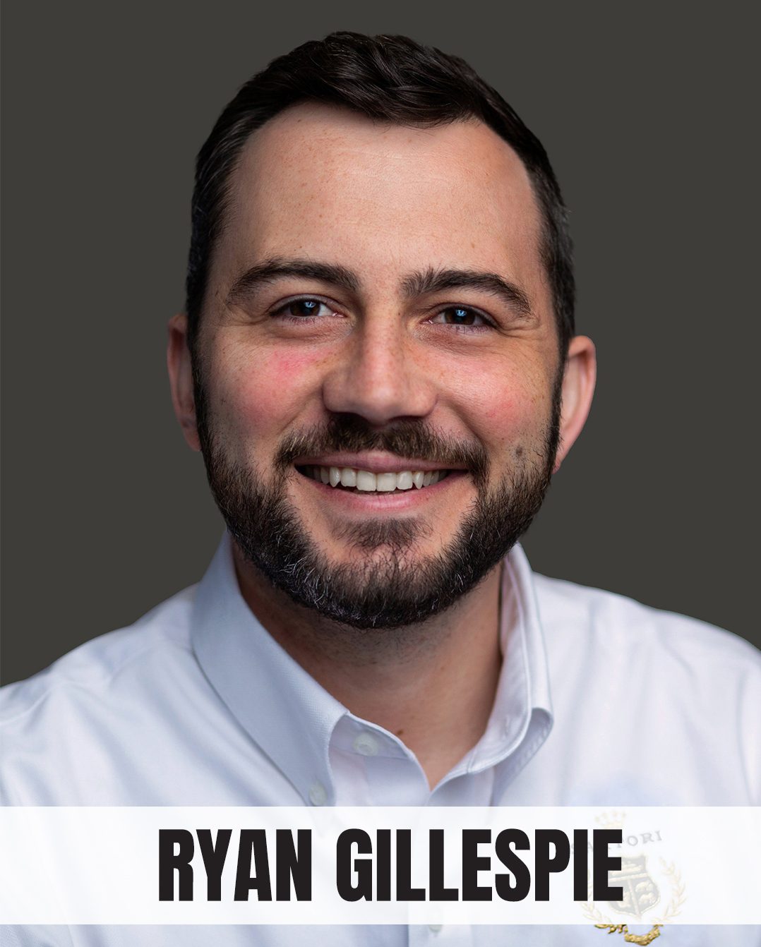 Facial hair, Cosmetic dentistry, Forehead, Smile, Chin, Eyebrow, Beard, Jaw