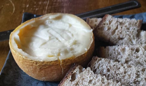 Graham cracker crust, Baked goods, Food, Ingredient, Recipe, Dish, Cuisine