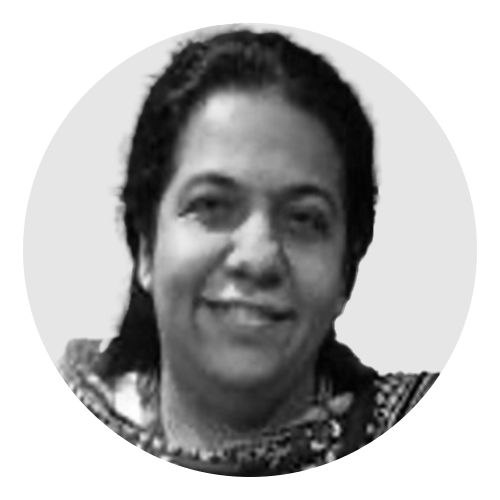 Black hair, Facial expression, Chin, Eyebrow, Forehead, Happiness, Hairstyle, Smile, Tooth