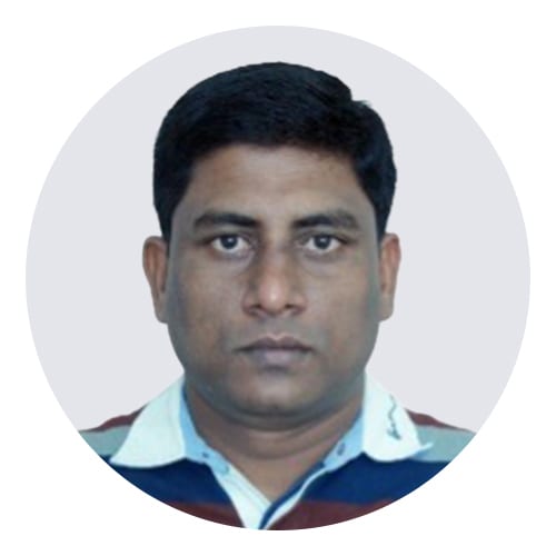 Forehead, Chin, Eyebrow, Jaw, Sleeve, Collar