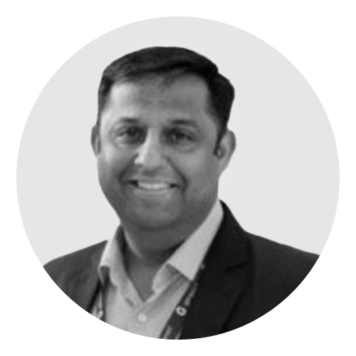 Facial expression, Formal wear, Dress shirt, White-collar worker, Smile, Forehead, Collar, Happiness, Tooth