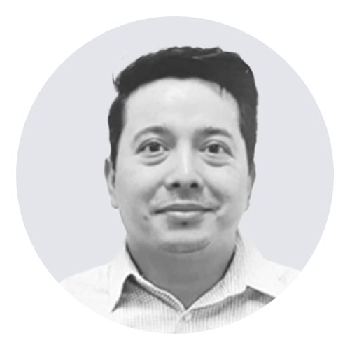 Forehead, Smile, Jaw, Collar