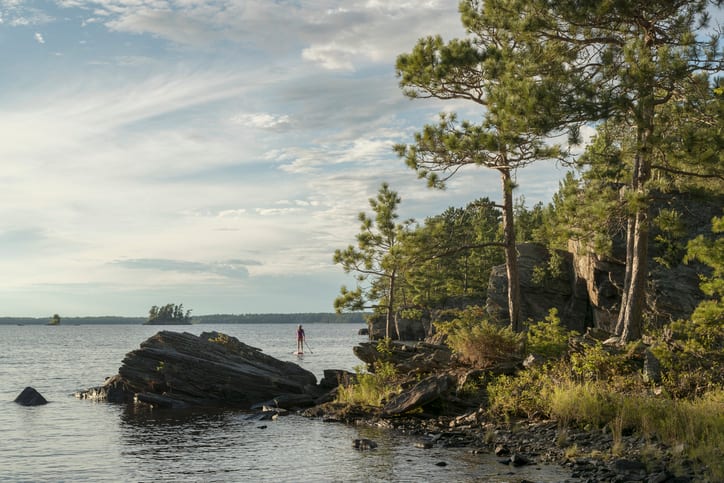 Water resources, Natural environment, Cloud, Sky, Plant, Tree, Wood, Lake