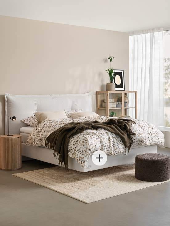 Bed frame, Interior design, Property, Furniture, Comfort, Building, Wood, Grey, Floor, Flooring