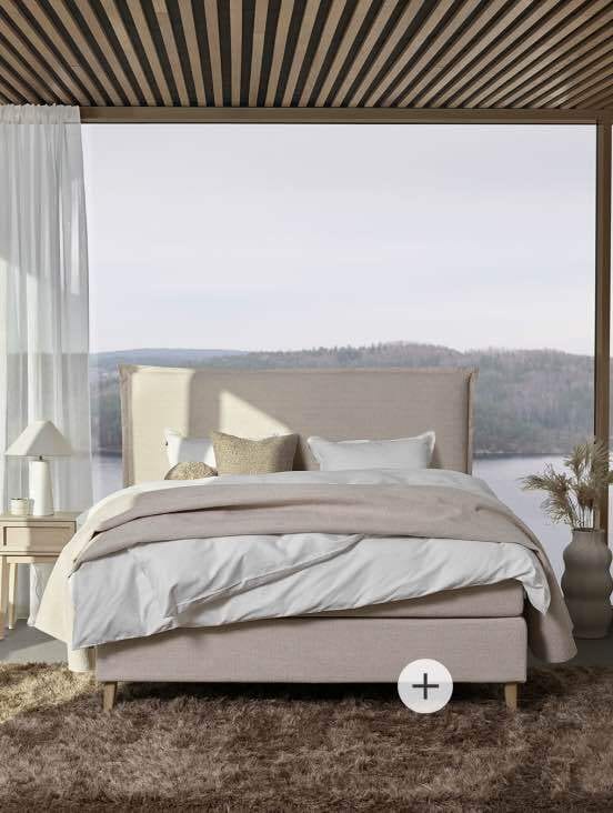 Bed frame, Furniture, Comfort, Building, Wood, Shade, House, Grey, Wall, Floor