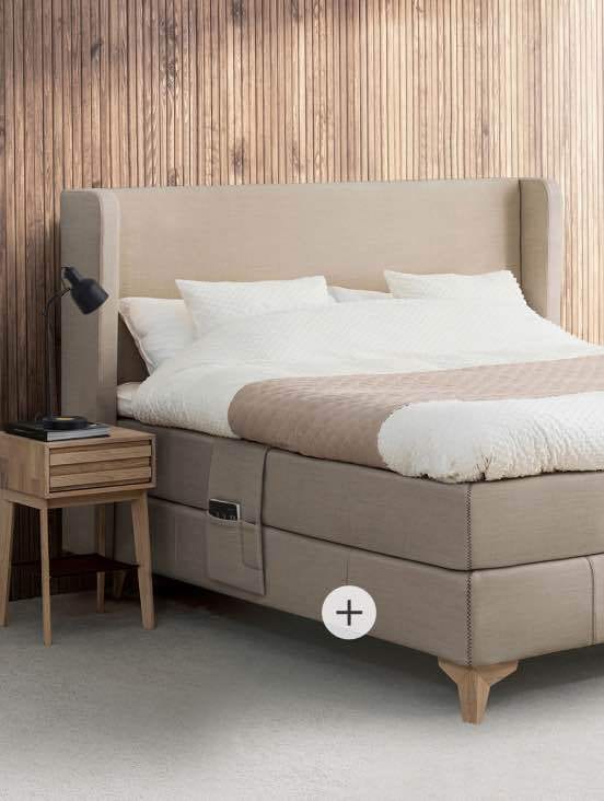 Interior design, Furniture, Comfort, Rectangle, Wood, Grey, Floor