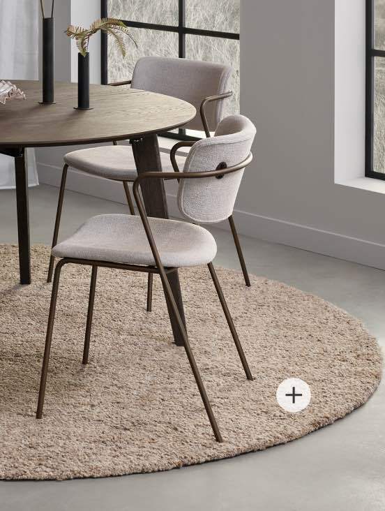 Interior design, Table, Furniture, Property, Chair, Wood, Flooring, Grey, Floor, Rectangle