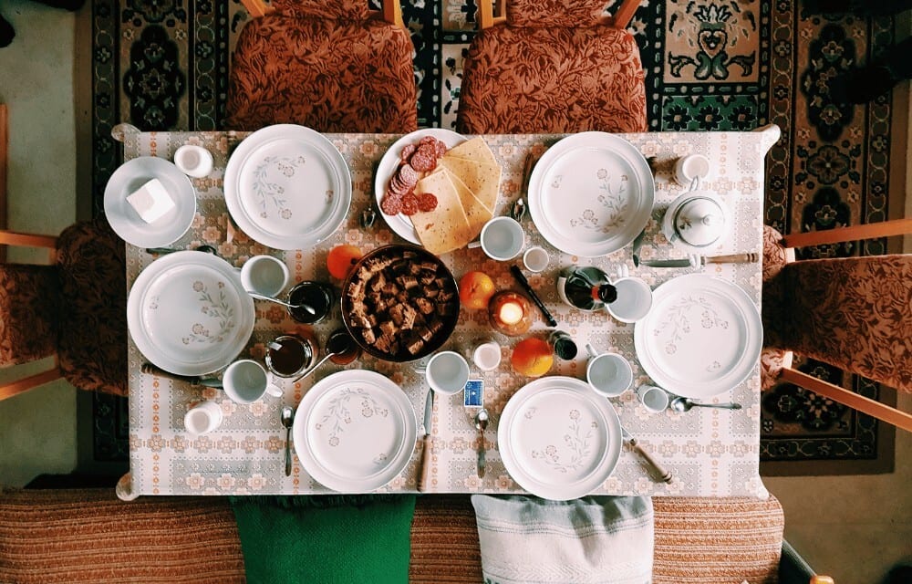 Dishware, Wood, Cup, Plate, Serveware, Drinkware