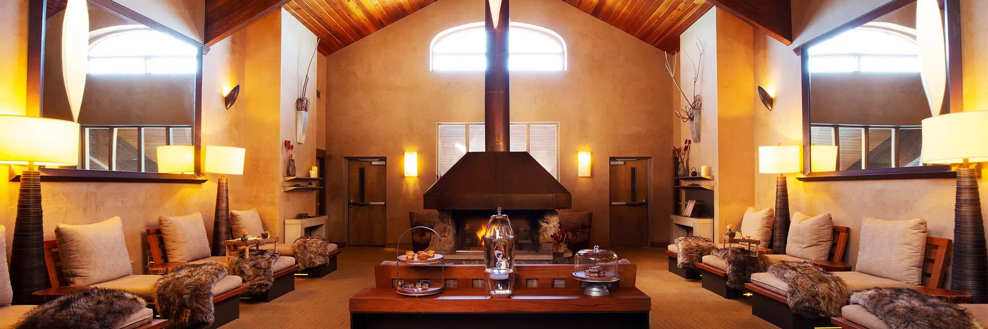 Picture frame, Interior design, Living room, Building, Property, Table, Wood, House, Window, Lamp