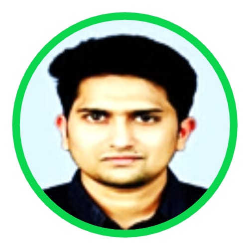 Facial expression, Forehead, Nose, Head, Chin, Eyebrow, Hairstyle, Cap, Font