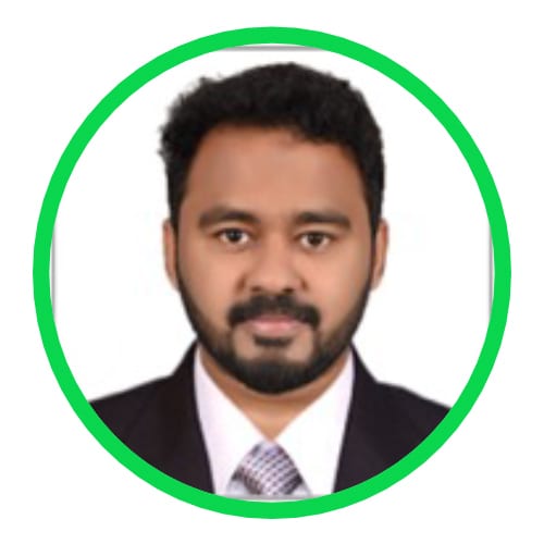 Facial expression, Dress shirt, Forehead, Hair, Chin, Eyebrow, Tie, Collar, Beard