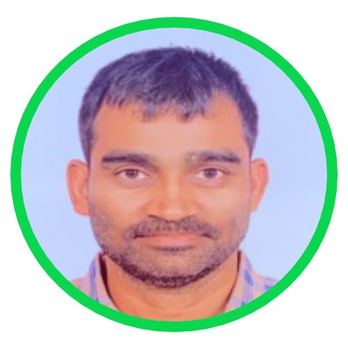 Forehead, Nose, Cheek, Smile, Chin, Hairstyle, Eyebrow, Beard, Neck, Jaw