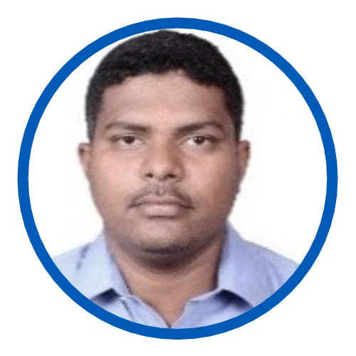 Forehead, Nose, Cheek, Chin, Eyebrow, Neck, Jaw, Sleeve, Collar