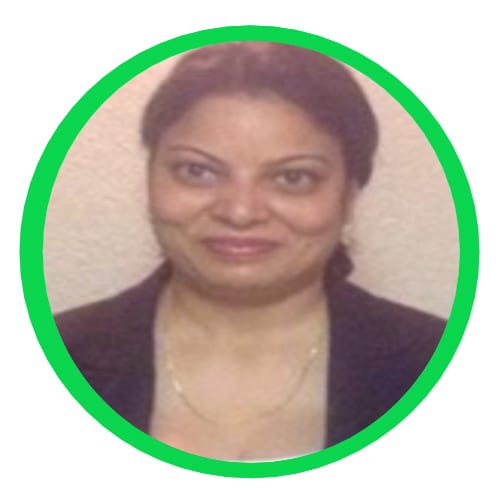 Facial expression, Forehead, Nose, Cheek, Chin, Hairstyle, Eyebrow, Smile, Sleeve