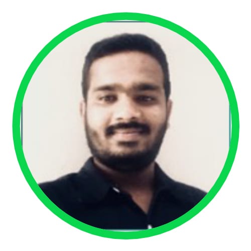 Forehead, Hair, Chin, Eyebrow, Sleeve, Smile, Beard