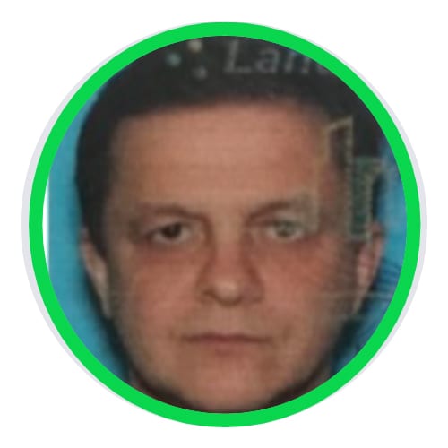 Cheek, Eyebrow, Sleeve