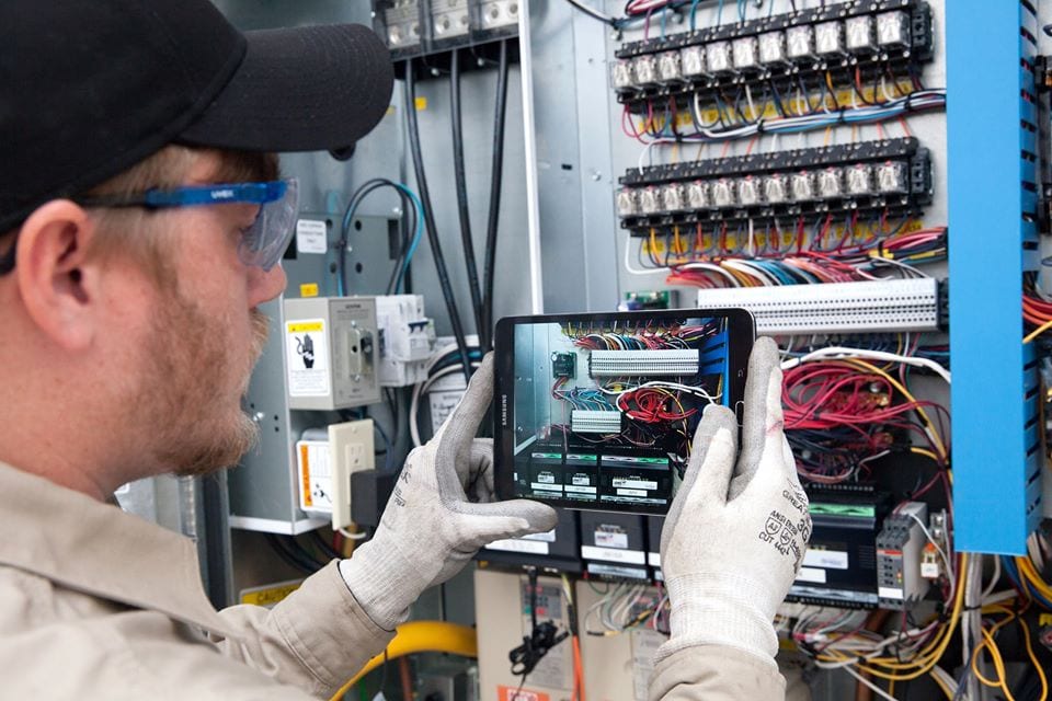 Electrical contractor, Network administrator, Electrician, Workwear, Engineer, Electricity, Engineering