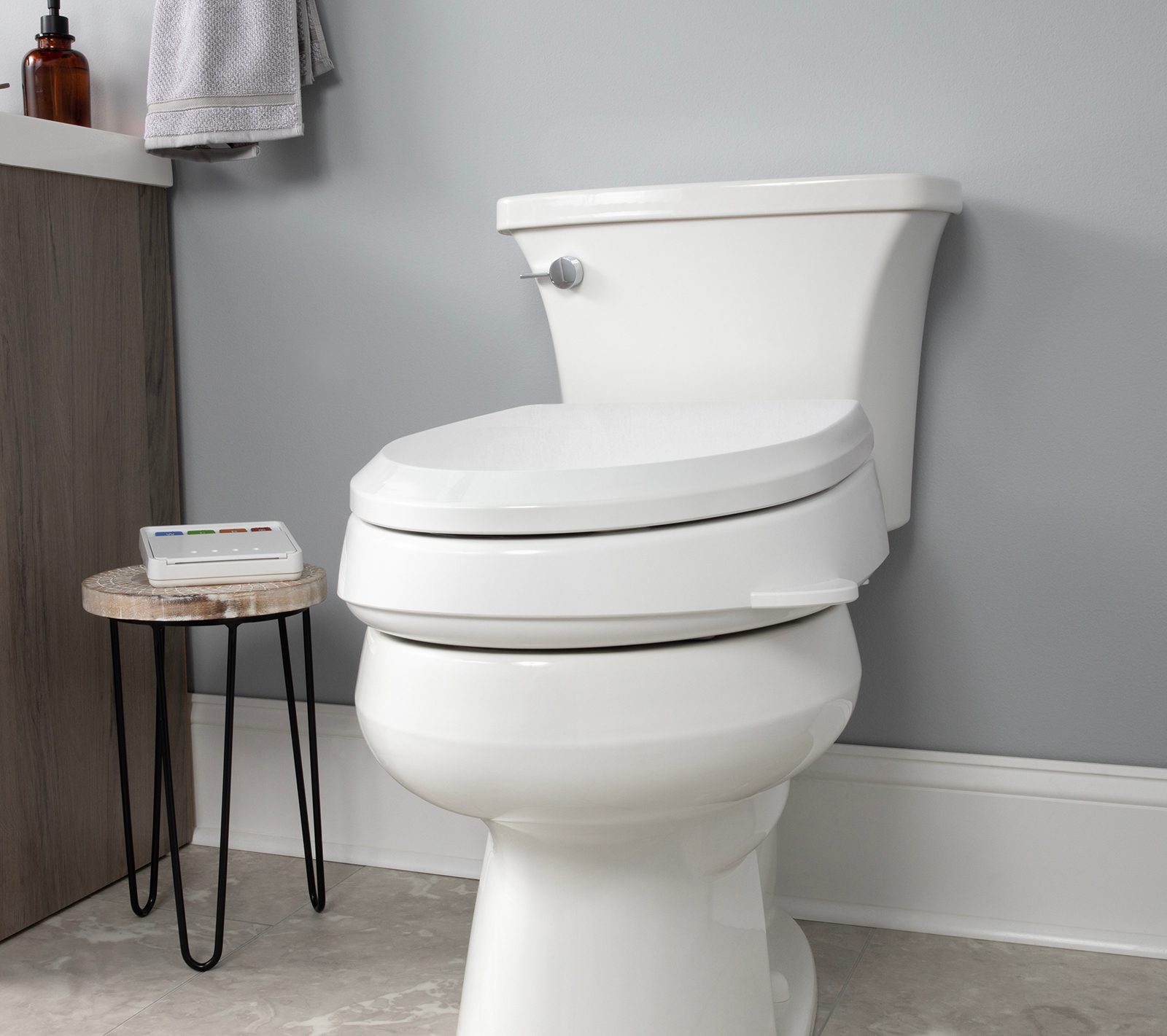 Toilet seat, Interior design, Material property, Wood