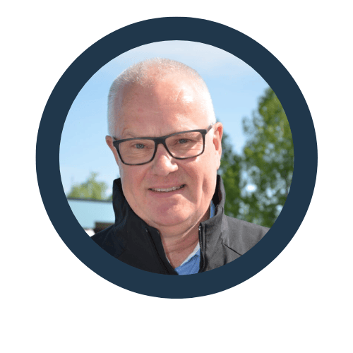 Vision care, Glasses, Head, Smile, Eye, Product, Jaw, Sleeve, Gesture