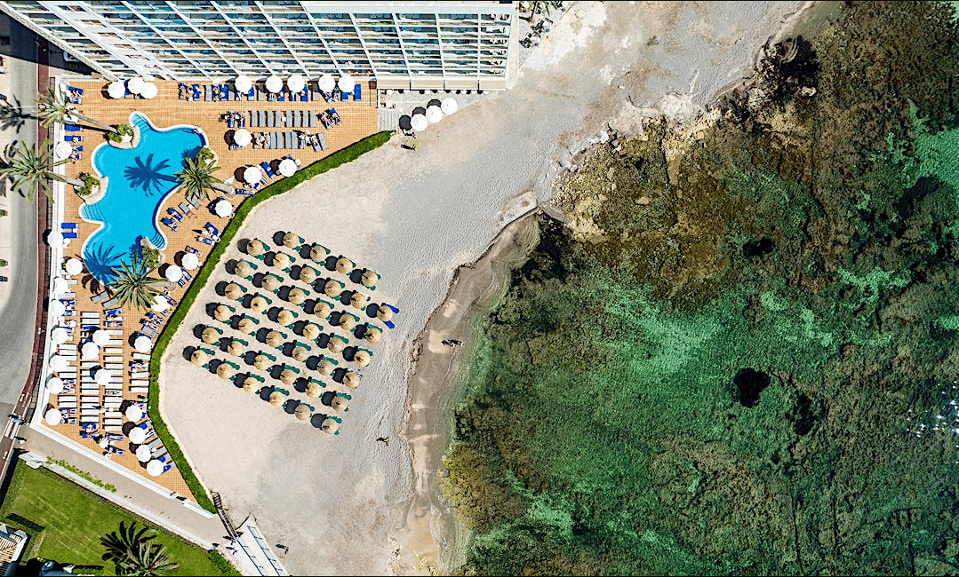 Coastal and oceanic landforms, Body of water, Beach, Sea, Coast, Shore
