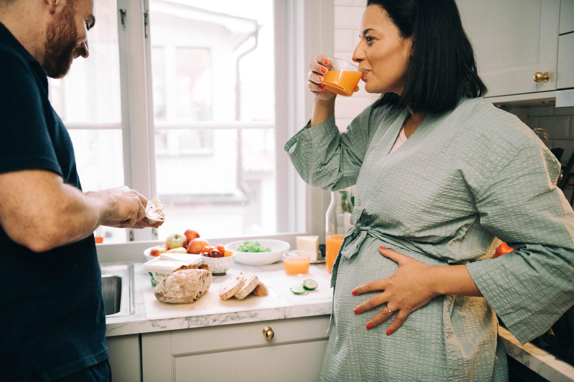 Food craving, Hand, Tableware, Orange, Window, Gesture, Cuisine, Plate, Beard