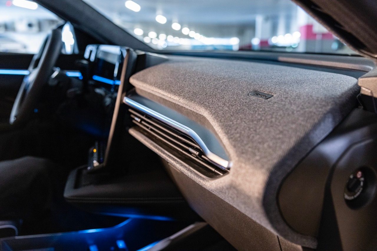 Automotive design, Motor vehicle, Steering wheel, Hood, Car
