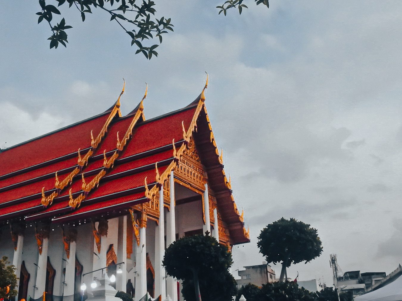Chinese architecture, Cloud, Sky, Temple, Building, World, Plant, Tree