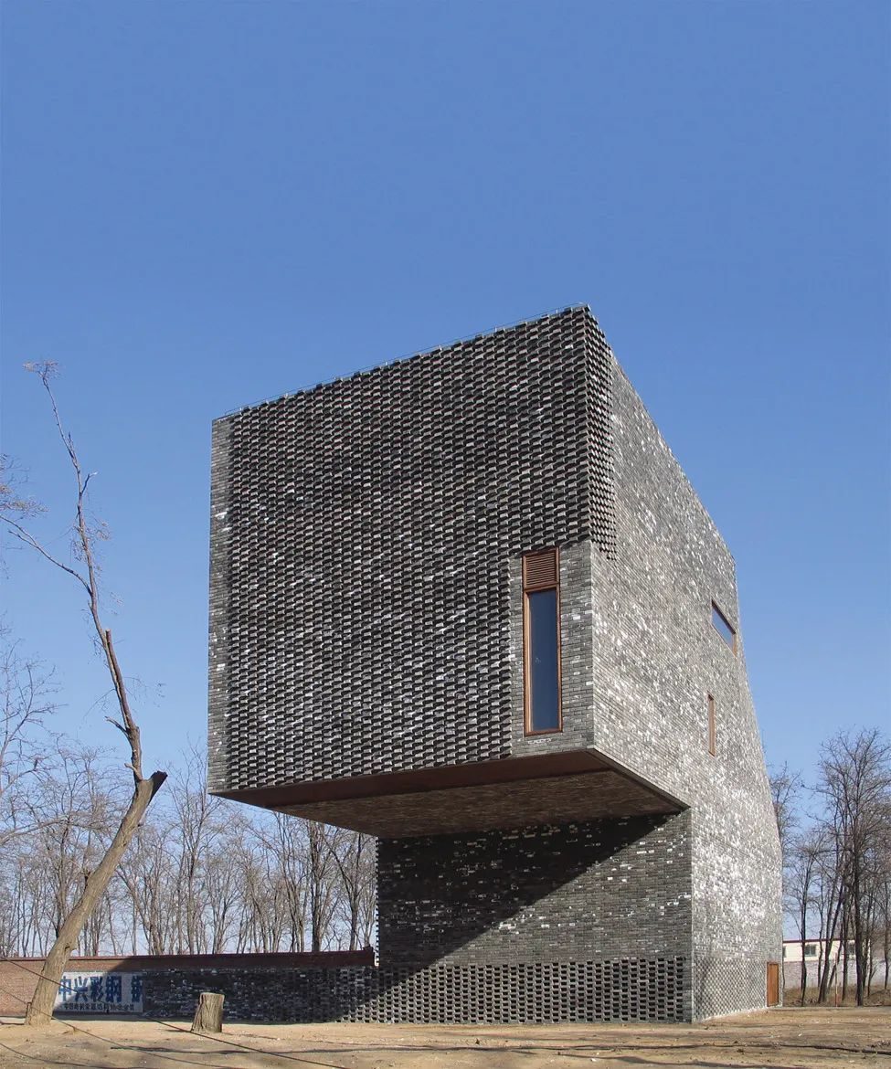 Tongxian Gatehouse for an artists&#x2019; center in Beijing in 2003